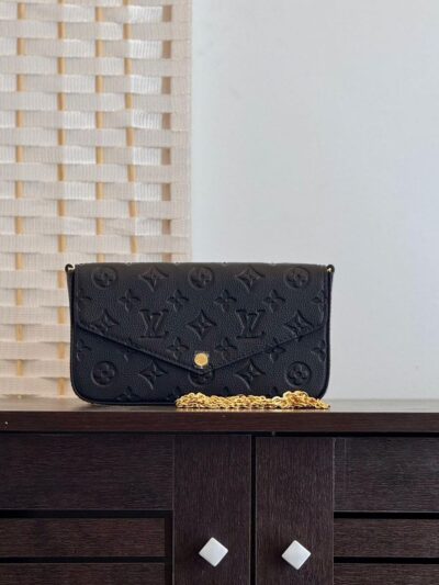 Louis Vuitton Pochette Felicie